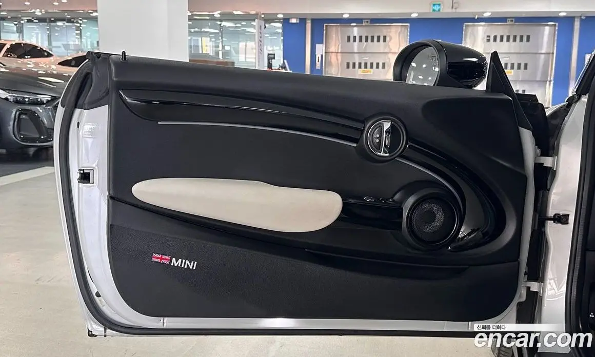 Mini Cooper 2022 2.0 автомат (гидро), фото 13