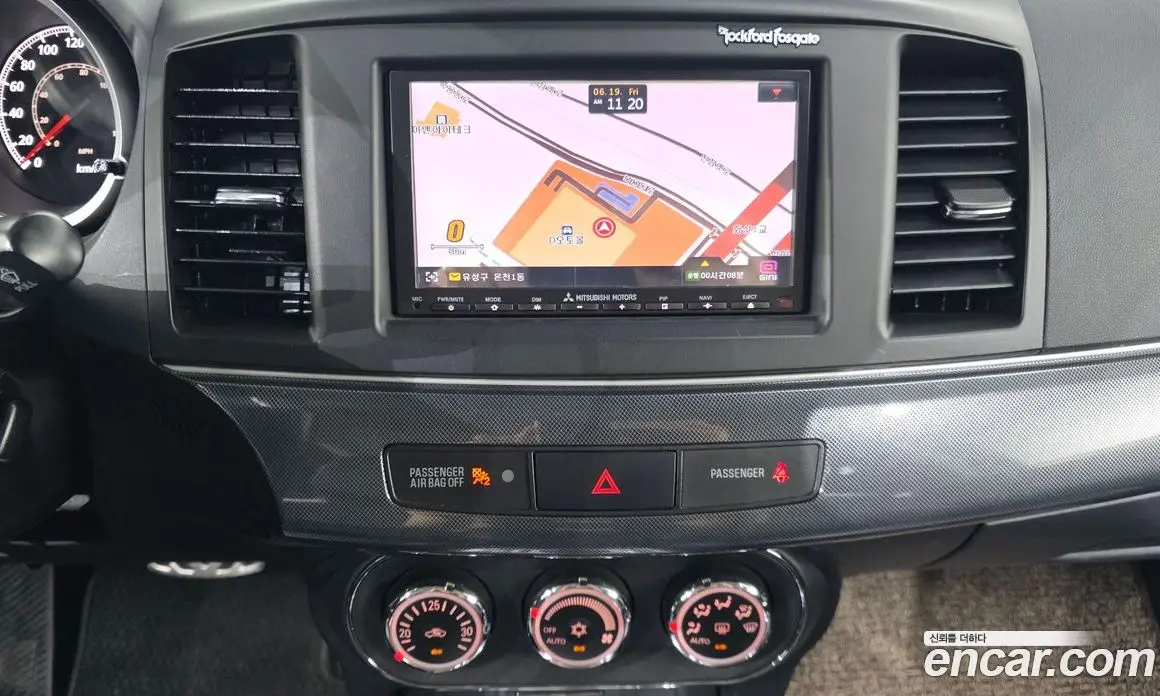 Mitsubishi Lancer 2010 2.0 автомат (гидро), фото 14 Mitsubishi Lancer 2010 2.0 автомат (гидро), фото 14