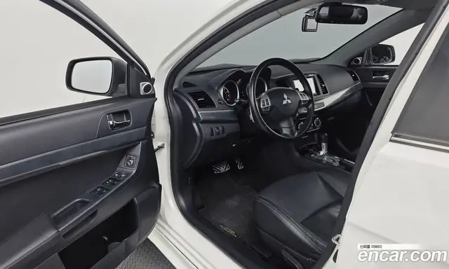 Mitsubishi Lancer 2010 2.0 автомат (гидро), миниатюра 10 Mitsubishi Lancer 2010 2.0 автомат (гидро), миниатюра 10