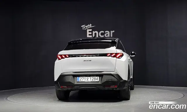Peugeot 3008 2025 1.2 автомат (гидро), миниатюра 4