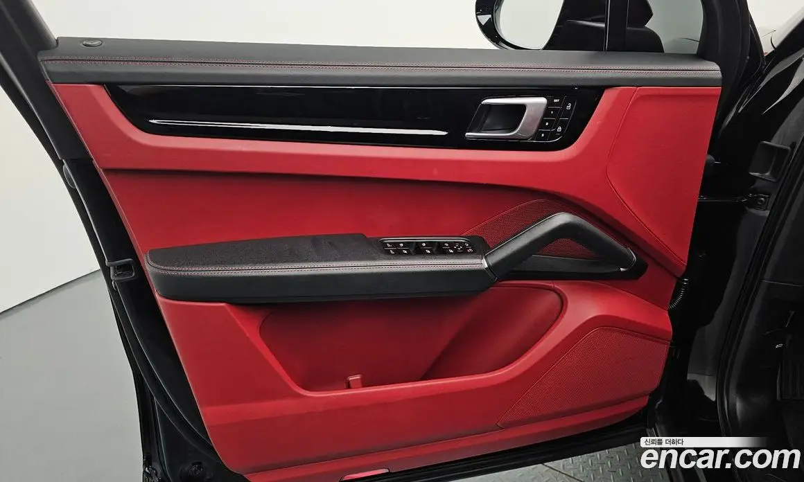 Porsche Cayenne 2019 3.0 автомат (гидро), фото 14