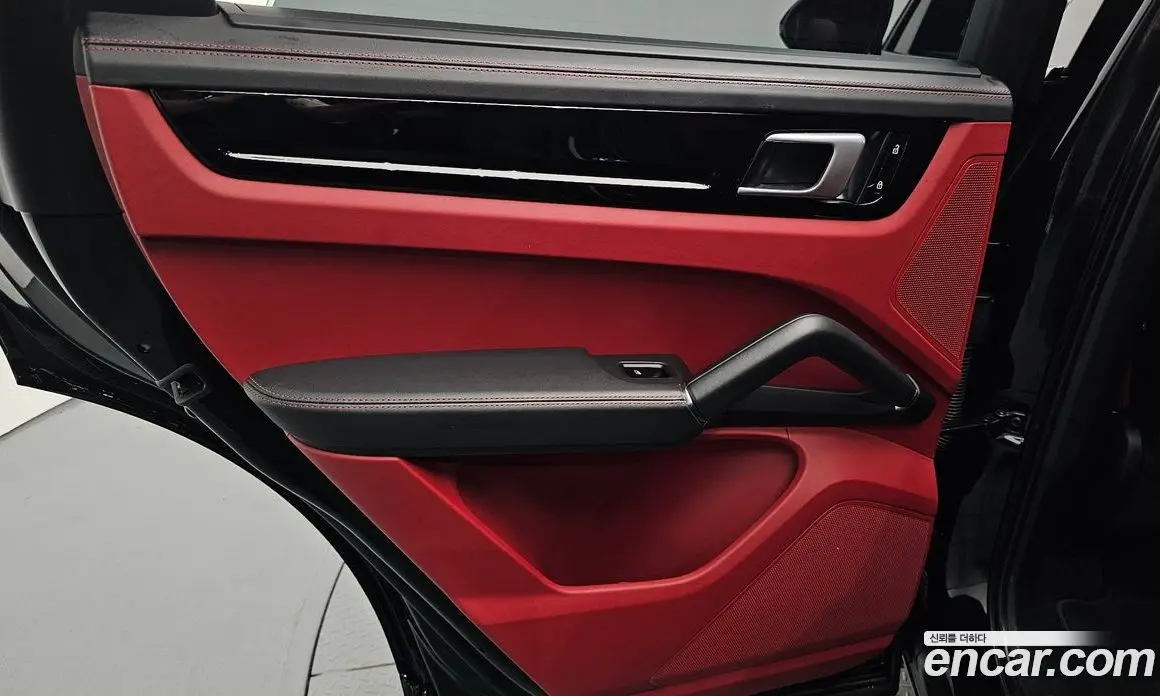 Porsche Cayenne 2019 3.0 автомат (гидро), фото 15