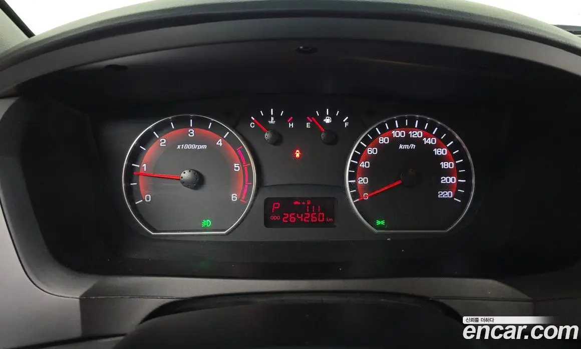 SsangYong Korando 2012 2.0 автомат (гидро), фото 11