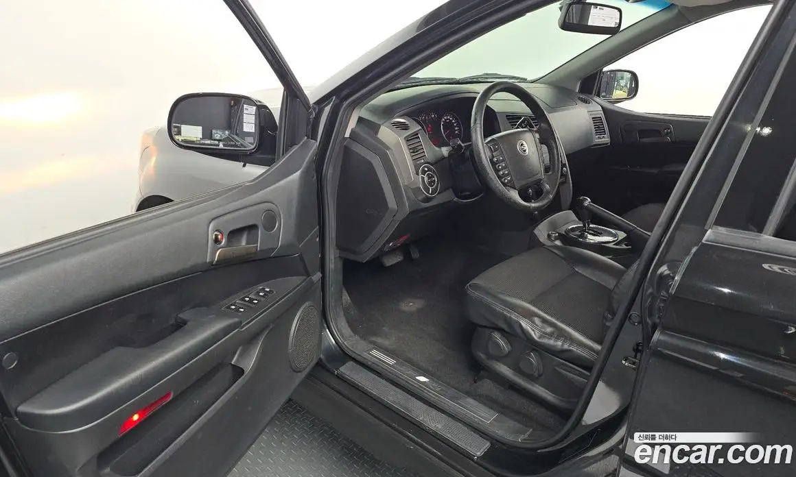 SsangYong Korando 2012 2.0 автомат (гидро), фото 13