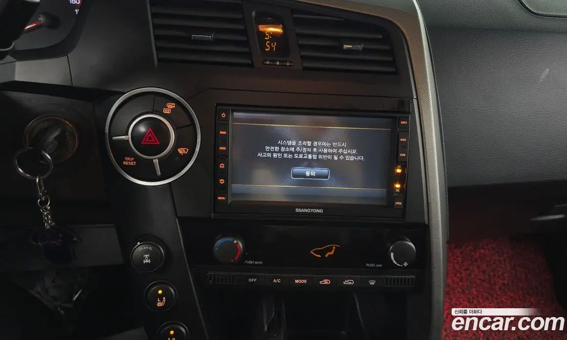 SsangYong Korando 2012 2.0 автомат (гидро), фото 21