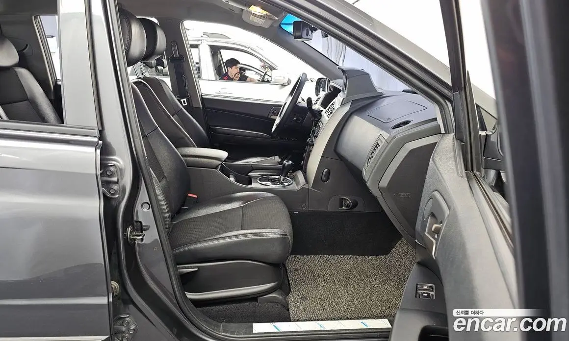 SsangYong Korando 2013 2.0 автомат (гидро), фото 17