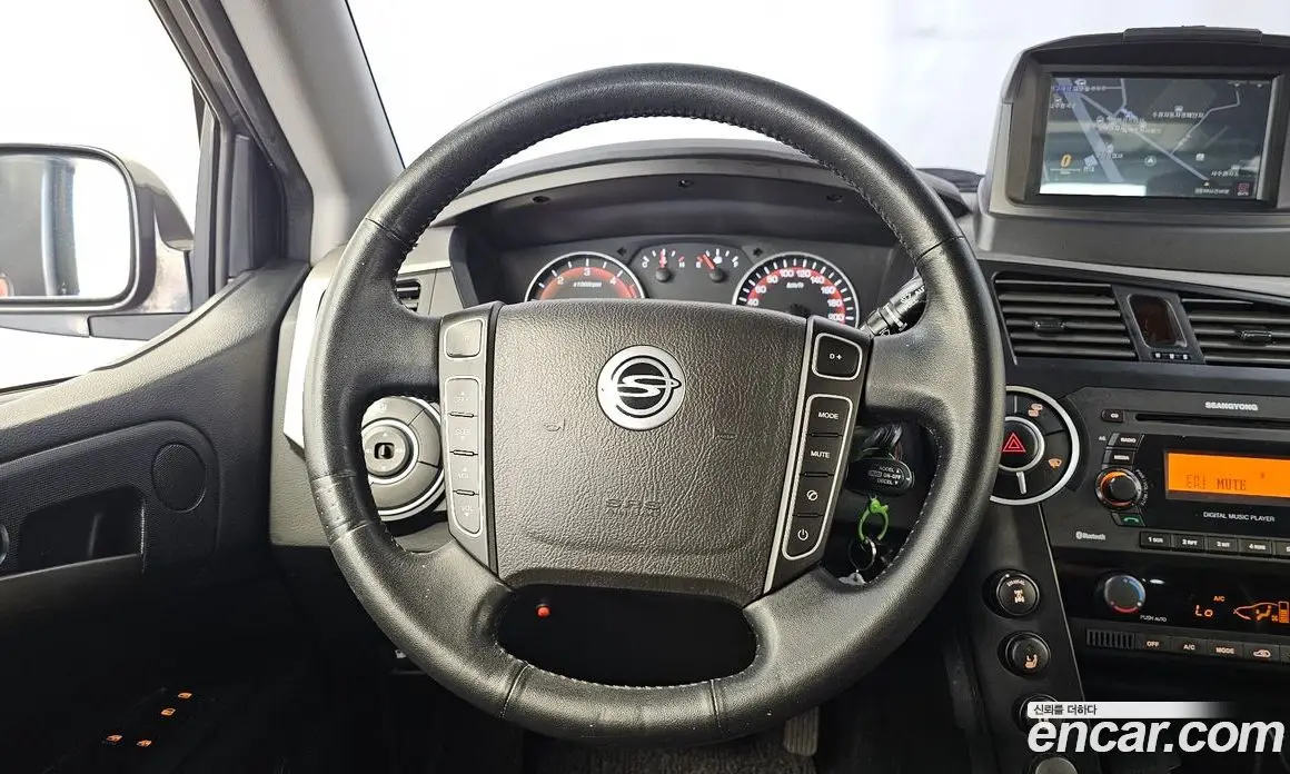 SsangYong Korando 2013 2.0 автомат (гидро), фото 19