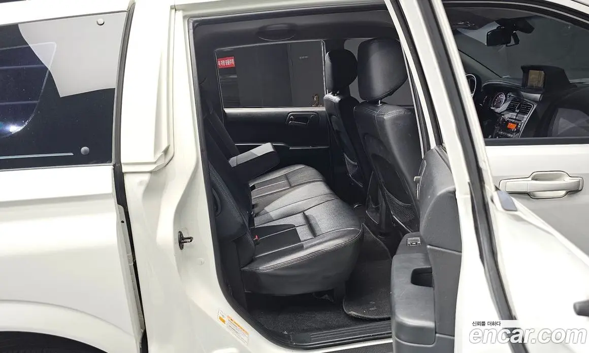 SsangYong Korando 2015 2.0 автомат (гидро), фото 11