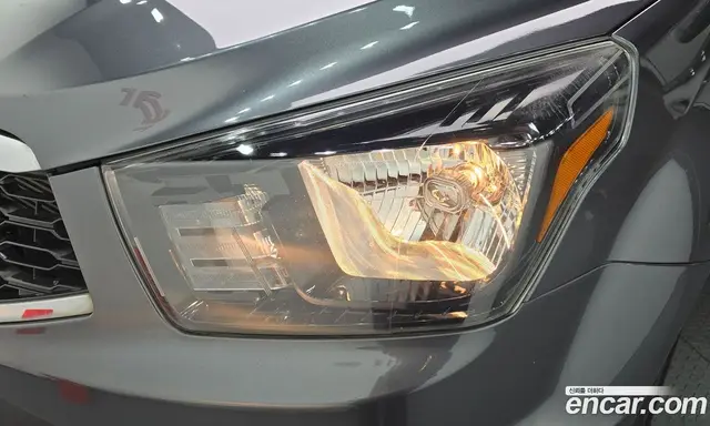 SsangYong Korando 2017 2.2 автомат (гидро), миниатюра 8