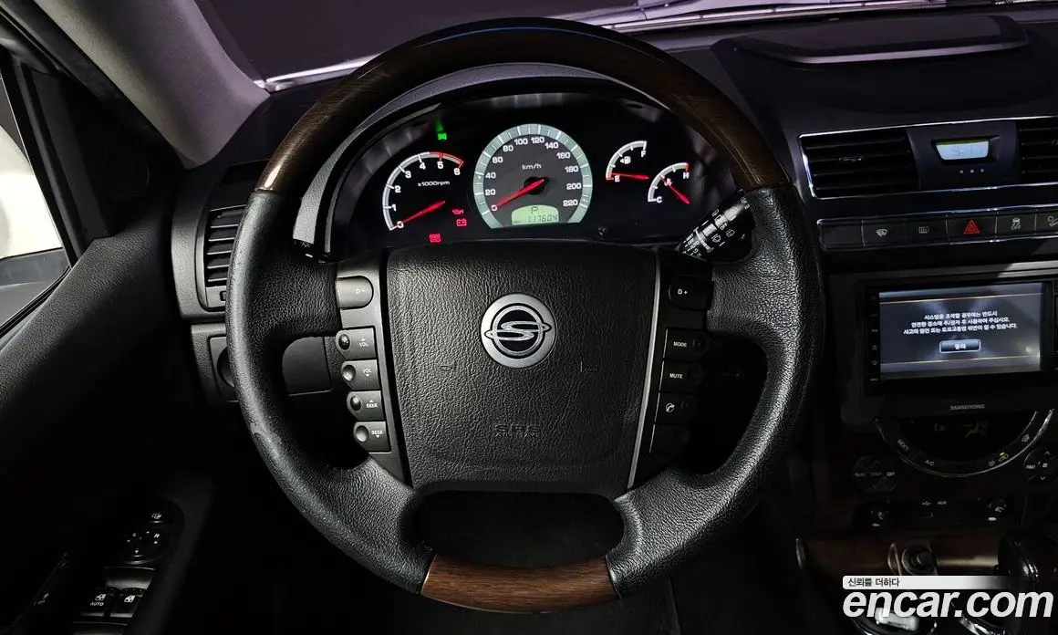 SsangYong Rexton 2012 2.0 автомат (гидро), фото 16
