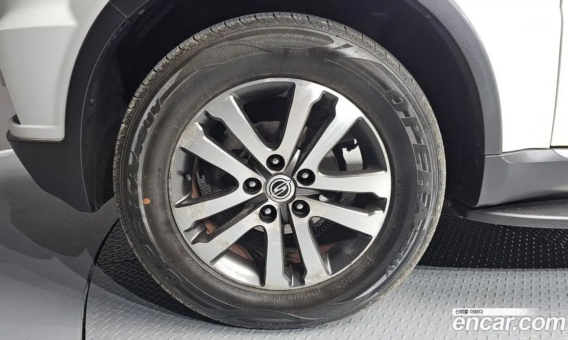SsangYong Rexton 2012 2.0 автомат (гидро), фото 5