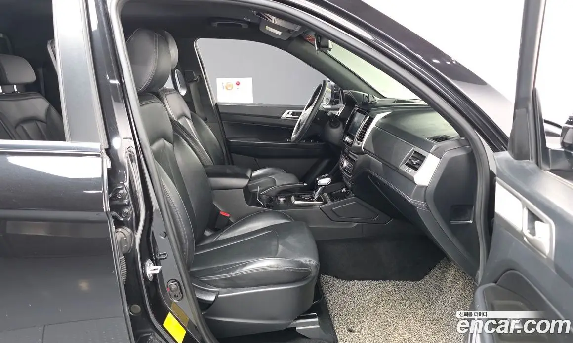 SsangYong Rexton 2019 2.2 автомат (гидро), фото 11