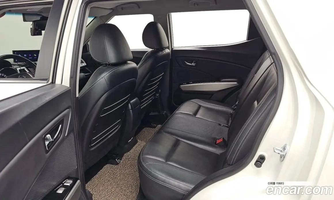 SsangYong TIBOLI 2015 1.6 автомат (гидро), фото 15