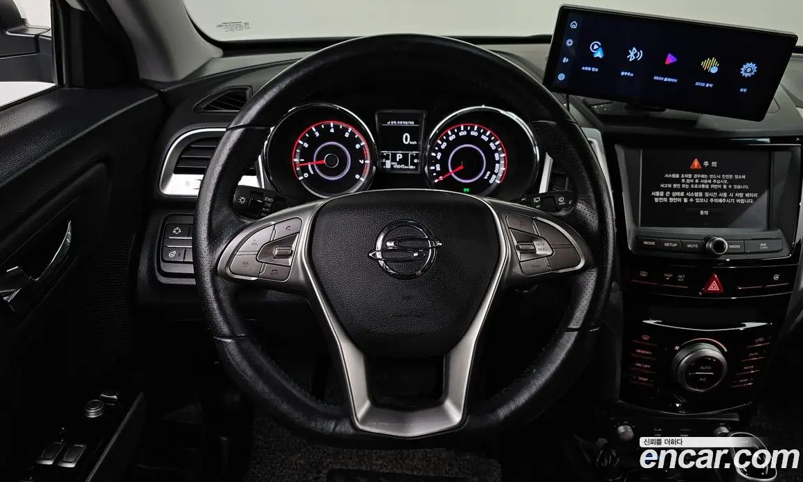SsangYong TIBOLI 2015 1.6 автомат (гидро), фото 18
