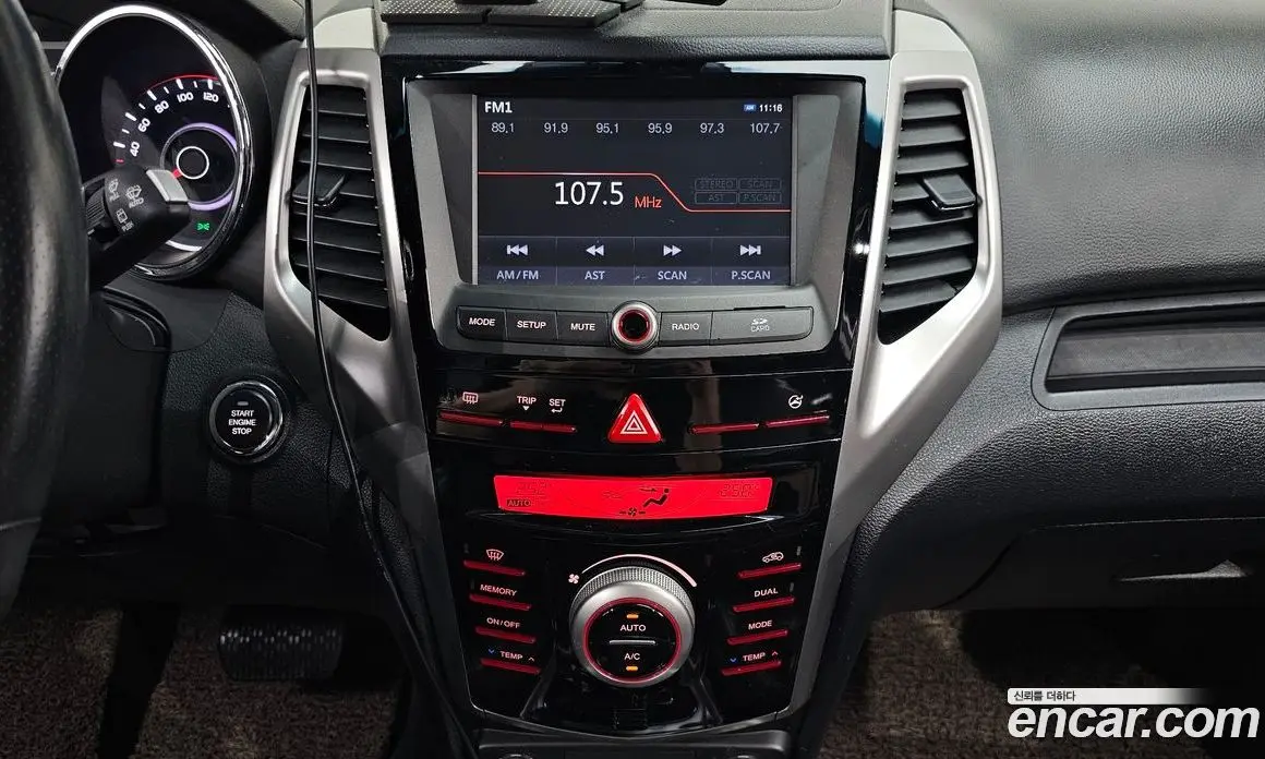 SsangYong TIBOLI 2015 1.6 автомат (гидро), фото 19