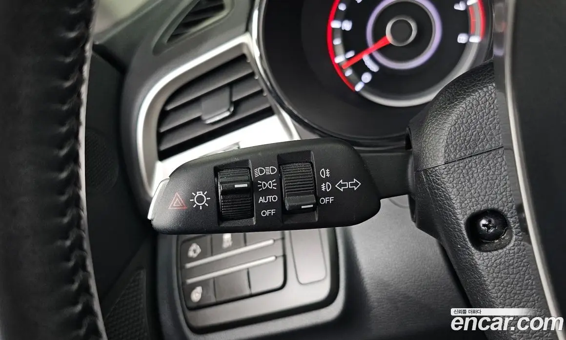 SsangYong TIBOLI 2015 1.6 автомат (гидро), фото 24
