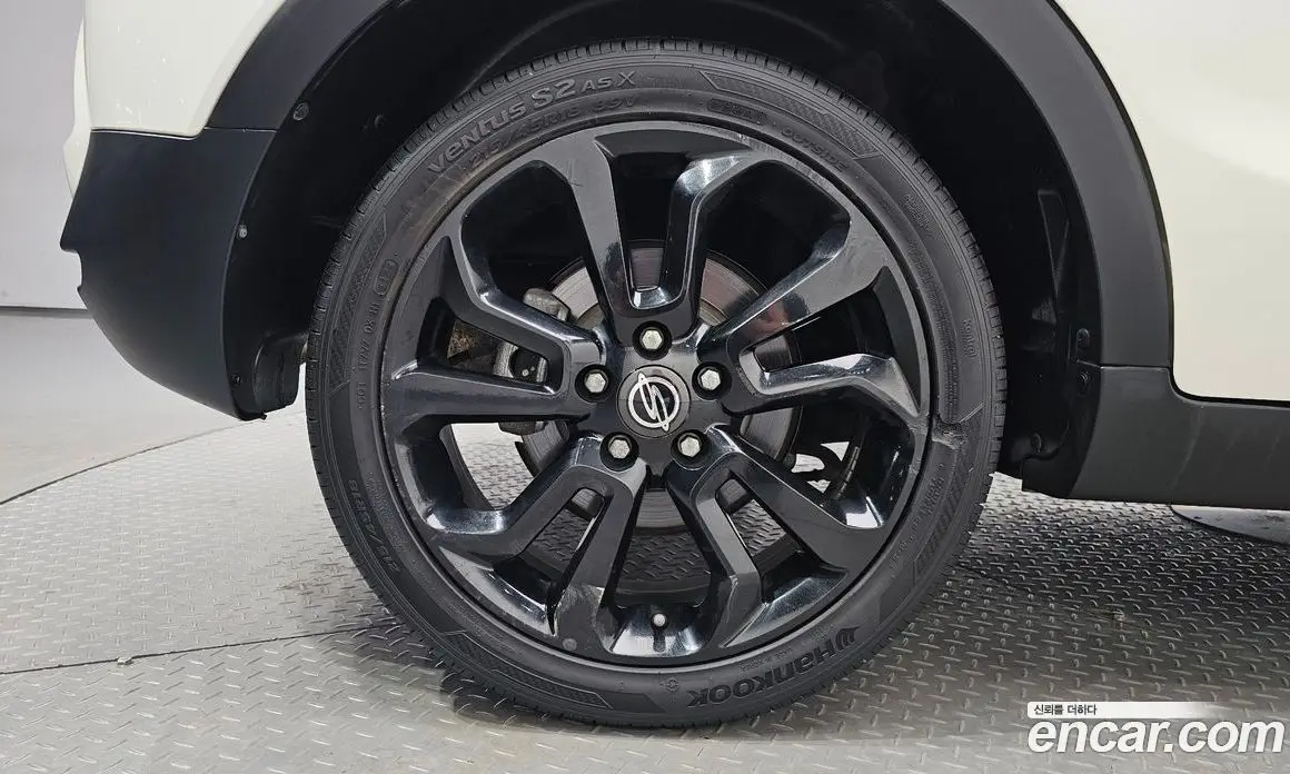 SsangYong TIBOLI 2015 1.6 автомат (гидро), фото 4