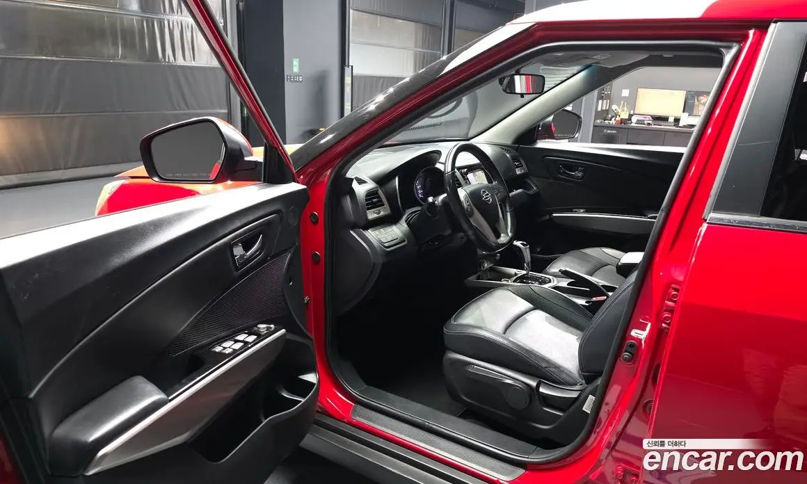 SsangYong TIBOLI 2015 1.6 автомат (гидро), фото 13