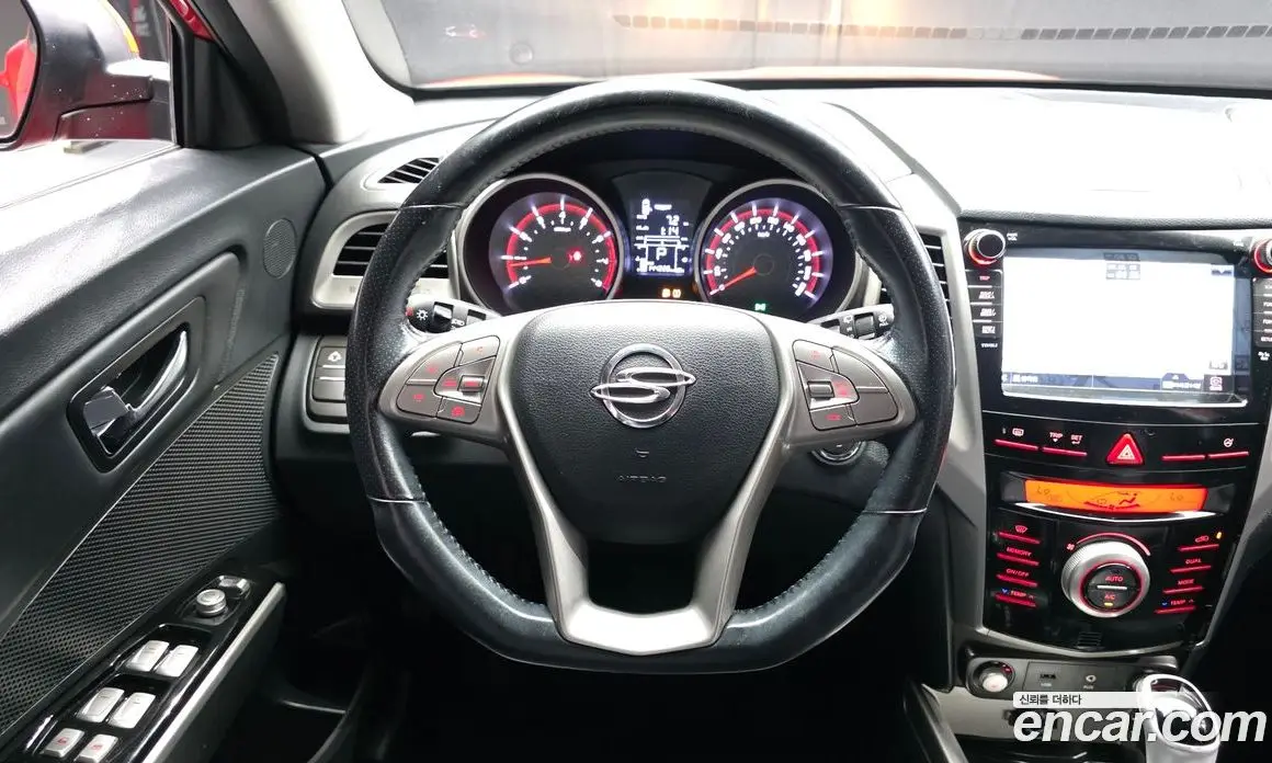 SsangYong TIBOLI 2015 1.6 автомат (гидро), фото 19