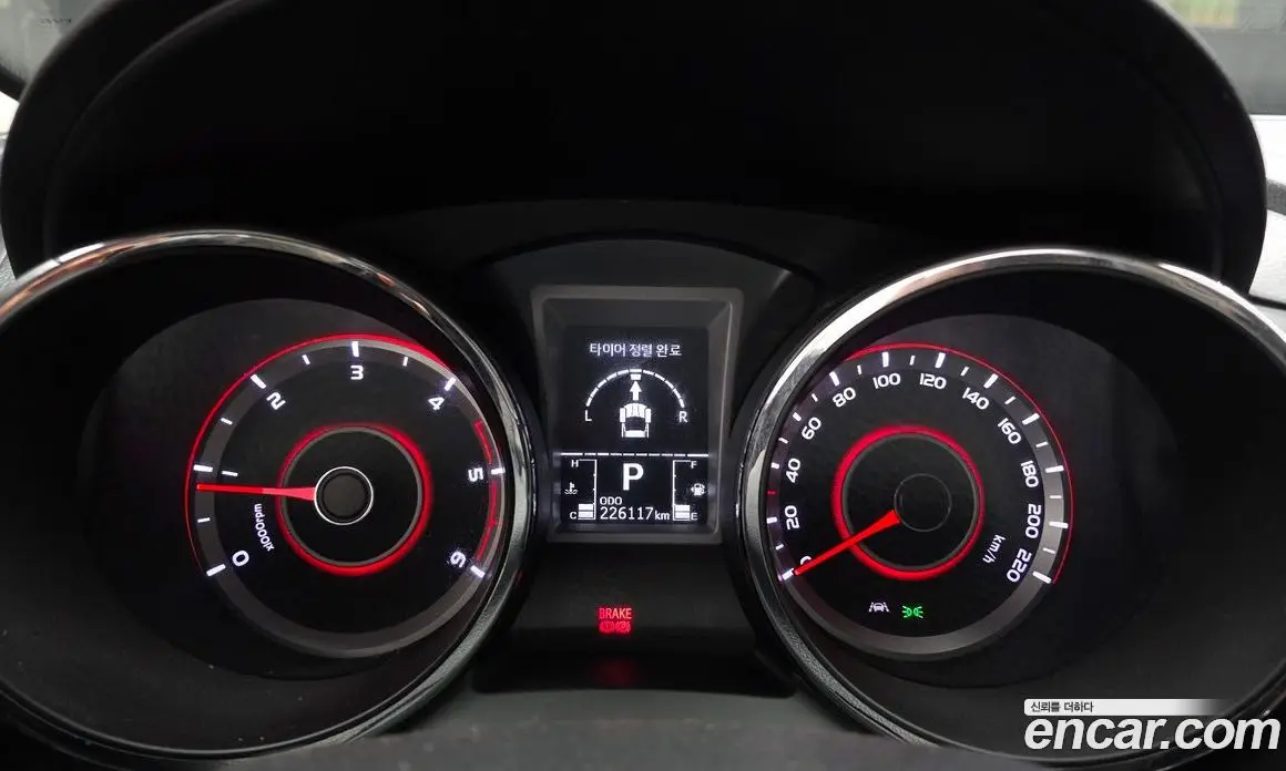 SsangYong TIBOLI 2017 1.6 автомат (гидро), фото 8