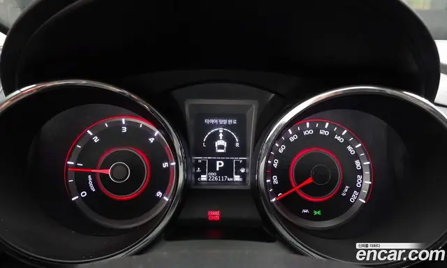SsangYong TIBOLI 2017 1.6 автомат (гидро), миниатюра 8