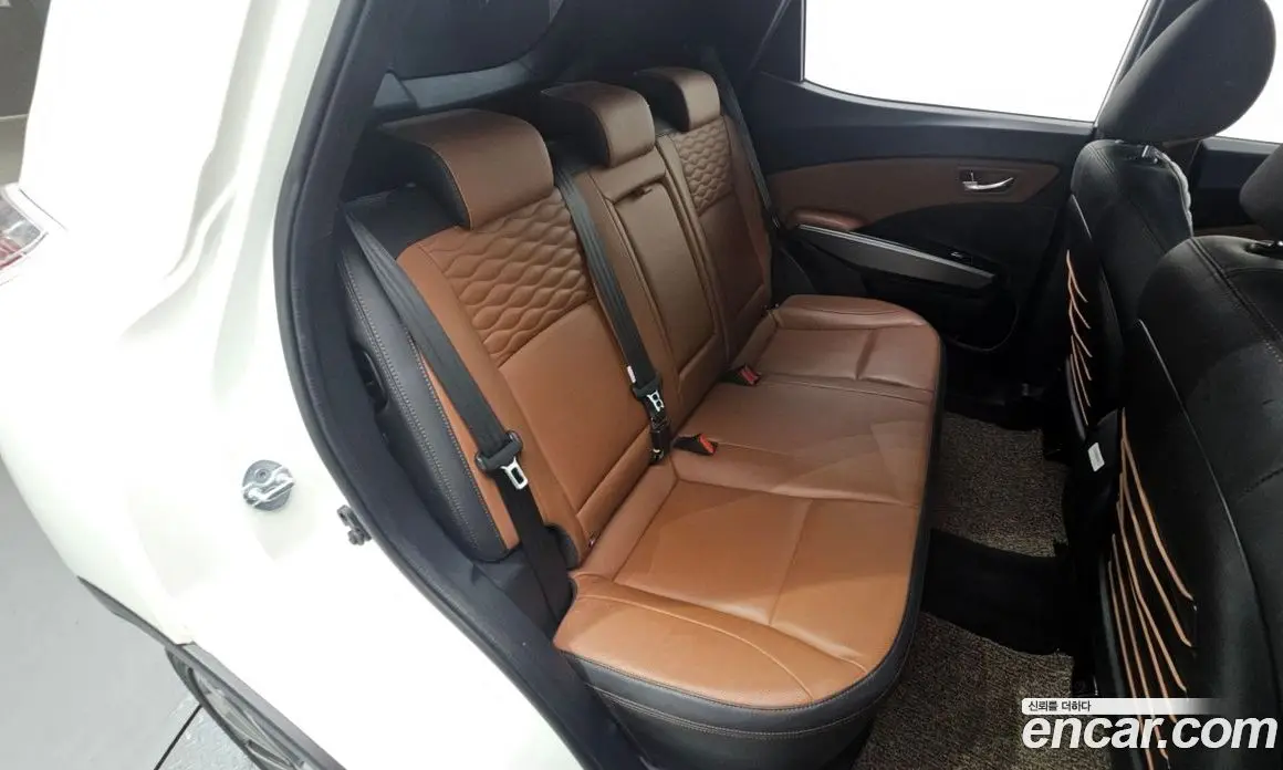 SsangYong TIBOLI 2018 1.6 автомат (гидро), фото 11