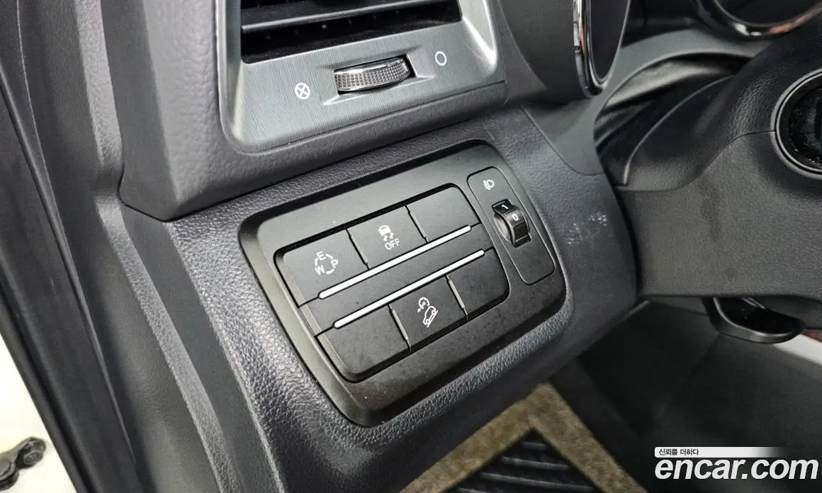 SsangYong TIBOLI 2018 1.6 автомат (гидро), фото 20