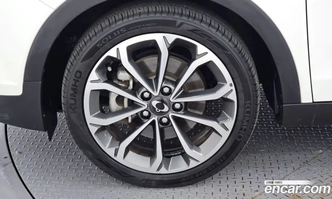SsangYong TIBOLI 2018 1.6 автомат (гидро), фото 5