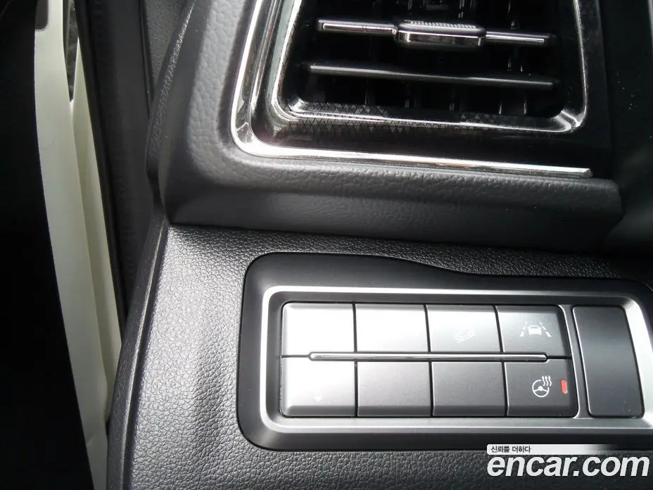 SsangYong TIBOLI 2020 1.6 автомат (гидро), фото 11