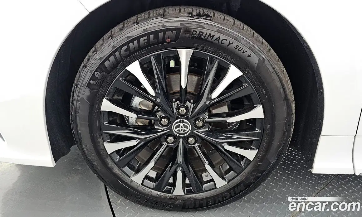 Toyota Alphard 2024 2.5 автомат (гидро), фото 5 Toyota Alphard 2024 2.5 автомат (гидро), фото 5