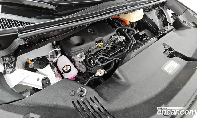 Toyota Alphard 2024 2.5 автомат (гидро), миниатюра 6 Toyota Alphard 2024 2.5 автомат (гидро), миниатюра 6