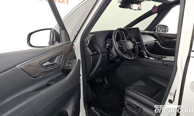 Toyota Alphard 2024 2.5 автомат (гидро), миниатюра 10 Toyota Alphard 2024 2.5 автомат (гидро), миниатюра 10