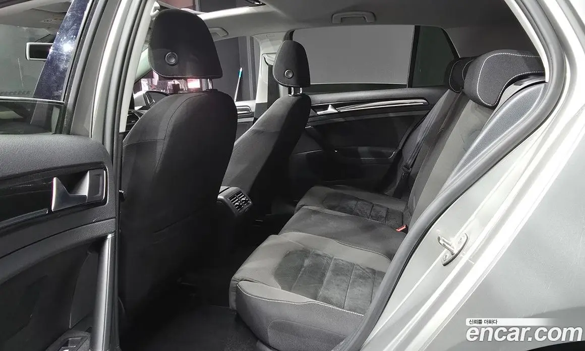 Volkswagen Golf 2014 2.0 автомат (гидро), фото 13