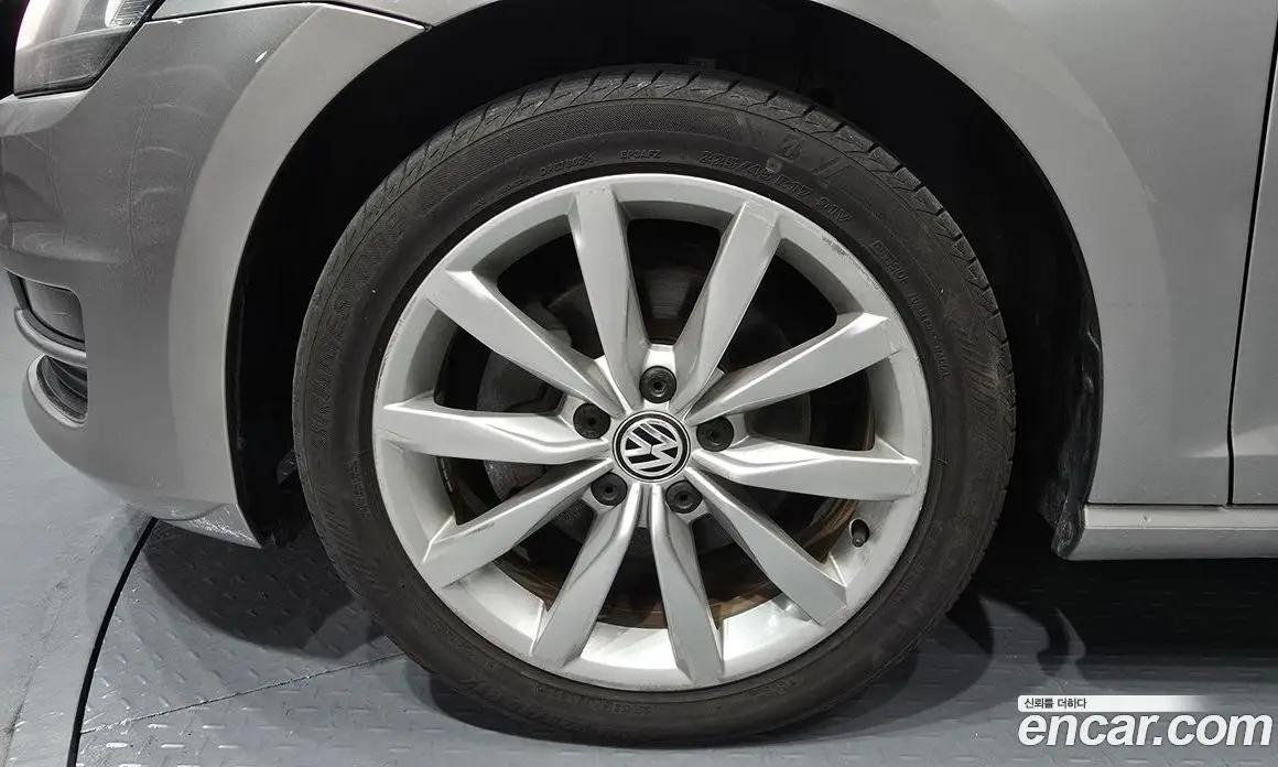 Volkswagen Golf 2014 2.0 автомат (гидро), фото 5