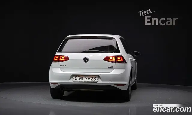 Volkswagen Golf 2015 1.6 автомат (гидро), миниатюра 4
