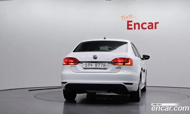 Volkswagen Jetta 2014 1.6 автомат (гидро), миниатюра 4