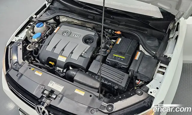 Volkswagen Jetta 2014 1.6 автомат (гидро), миниатюра 6