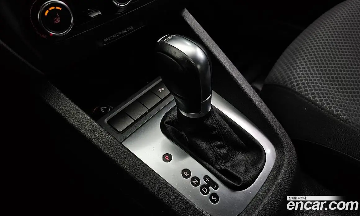 Volkswagen Jetta 2014 1.6 автомат (гидро), фото 9