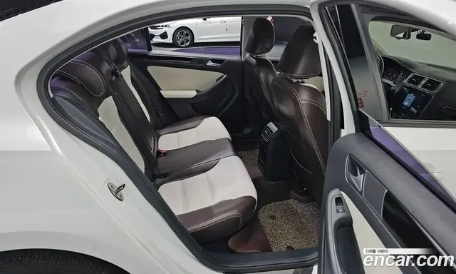 Volkswagen Jetta 2014 1.6 автомат (гидро), миниатюра 11