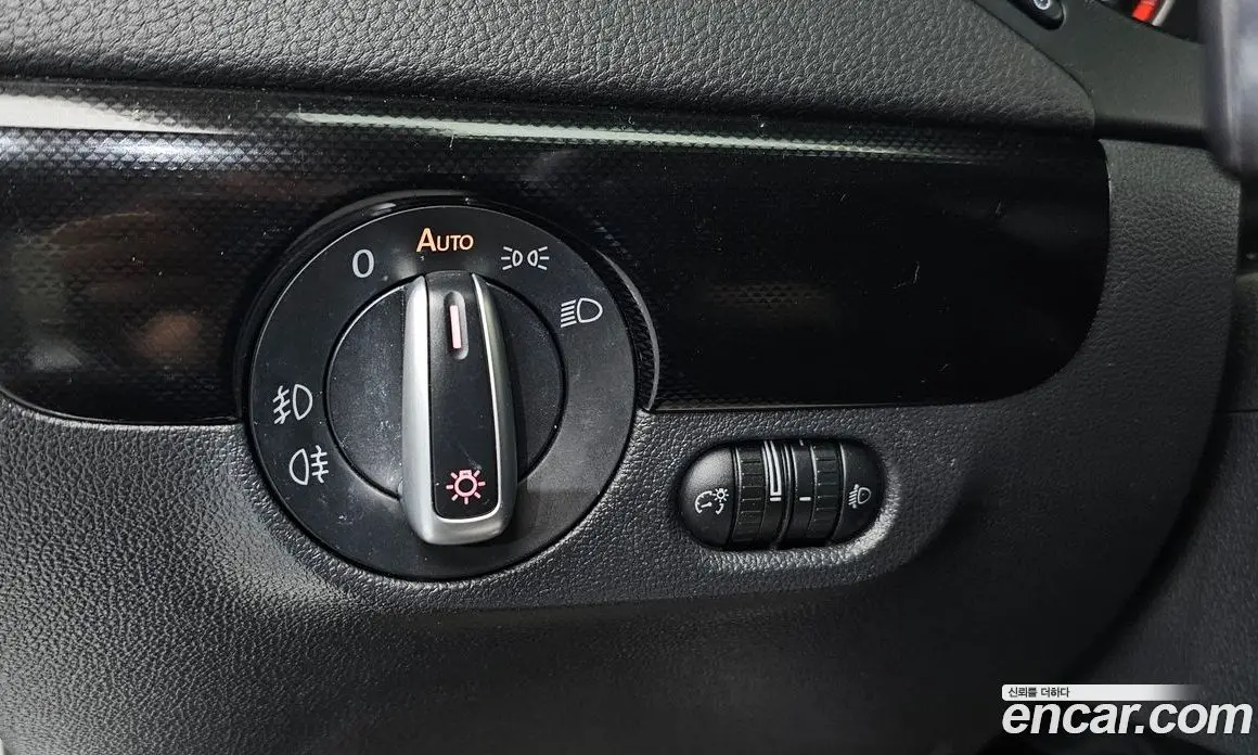 Volkswagen Jetta 2014 1.6 автомат (гидро), фото 14