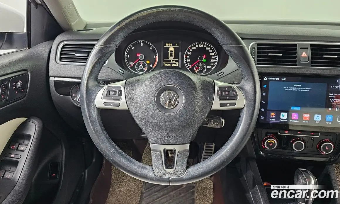 Volkswagen Jetta 2014 1.6 автомат (гидро), фото 15
