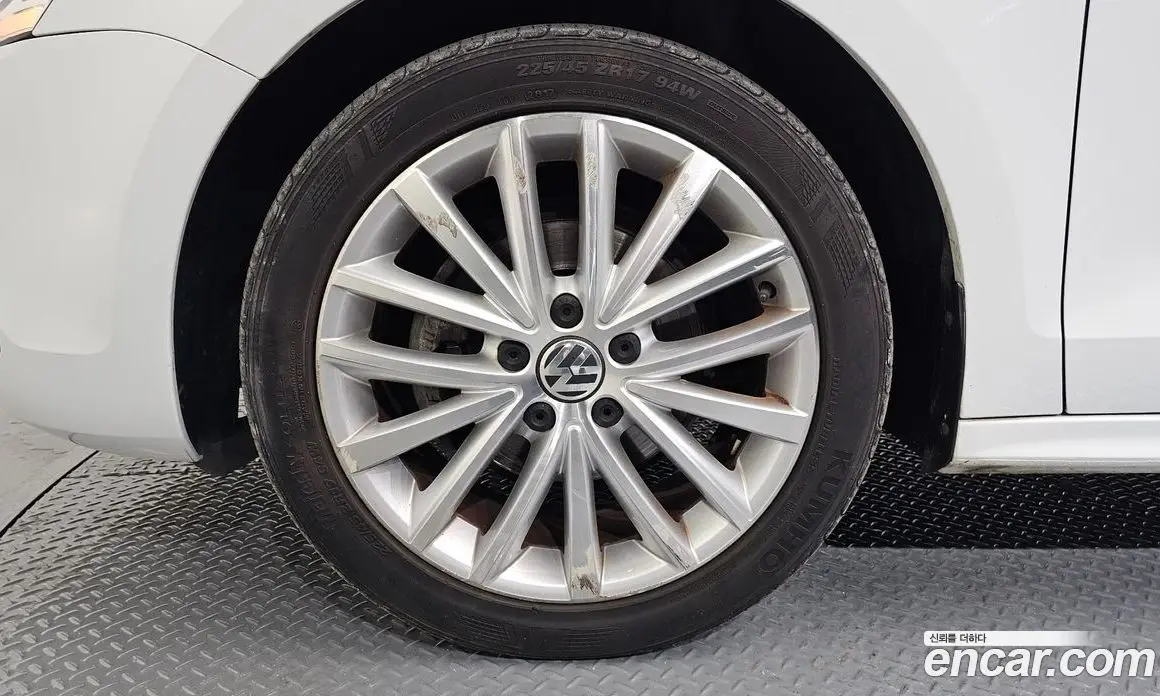 Volkswagen Jetta 2014 1.6 автомат (гидро), фото 5