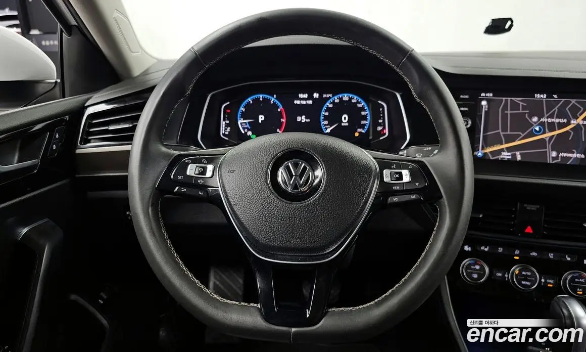 Volkswagen Jetta 2021 1.4 автомат (гидро), фото 13
