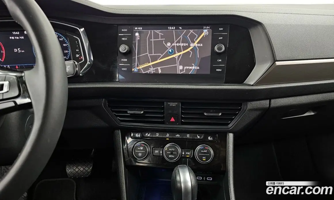 Volkswagen Jetta 2021 1.4 автомат (гидро), фото 15