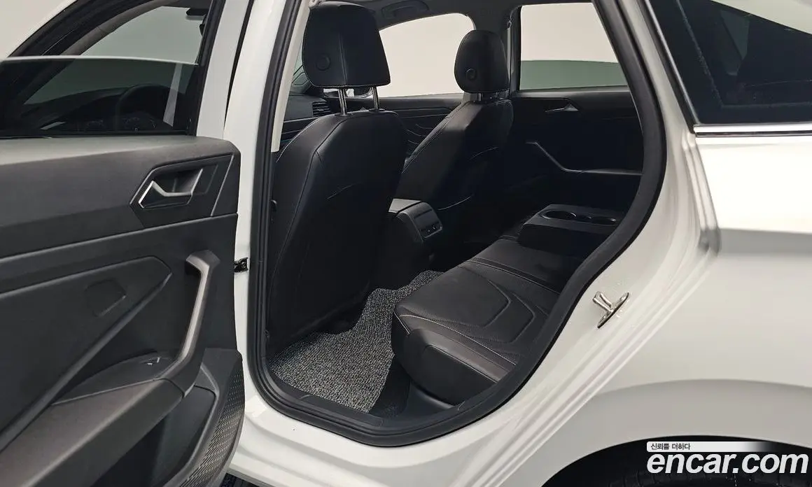 Volkswagen Jetta 2024 1.5 автомат (гидро), фото 16