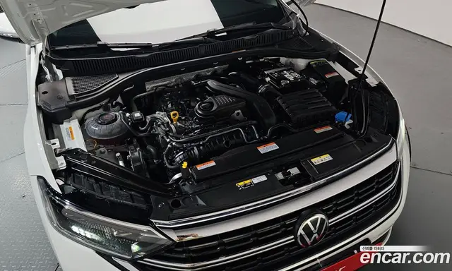 Volkswagen Jetta 2024 1.5 автомат (гидро), миниатюра 5