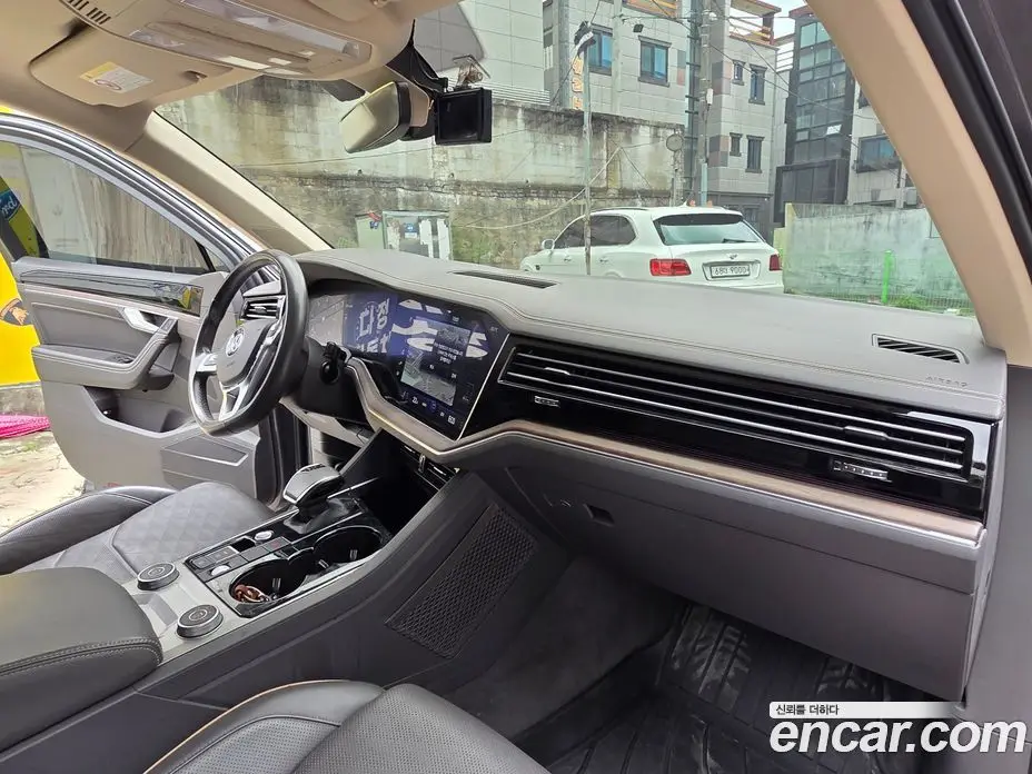 Volkswagen Touareg 2020 3.0 автомат (гидро), фото 13
