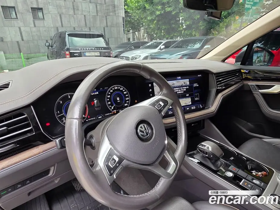 Volkswagen Touareg 2020 3.0 автомат (гидро), фото 16