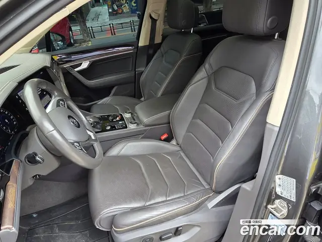 Volkswagen Touareg 2020 3.0 автомат (гидро), миниатюра 7