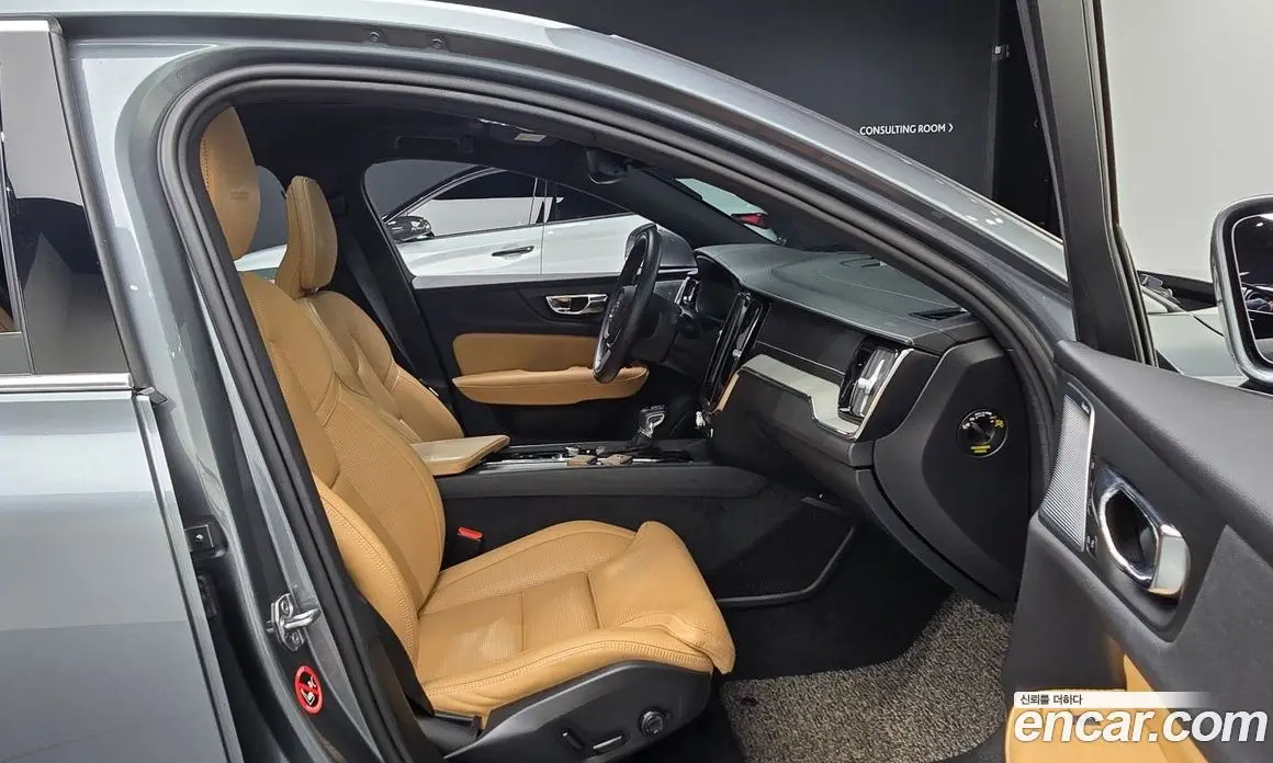 Volvo S60 2020 2.0 автомат (гидро), фото 11